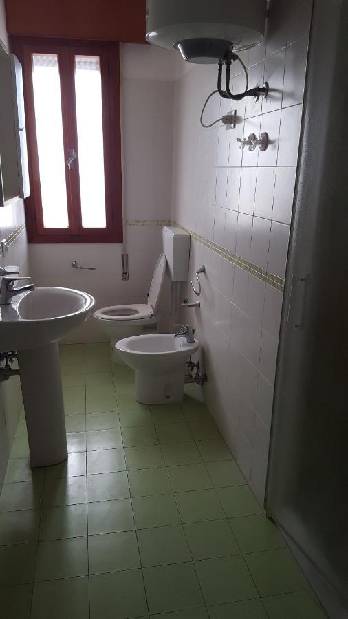 Residence Gallo - Walterigato Apartments Per Solo Famiglie Lido di Jesolo Kültér fotó