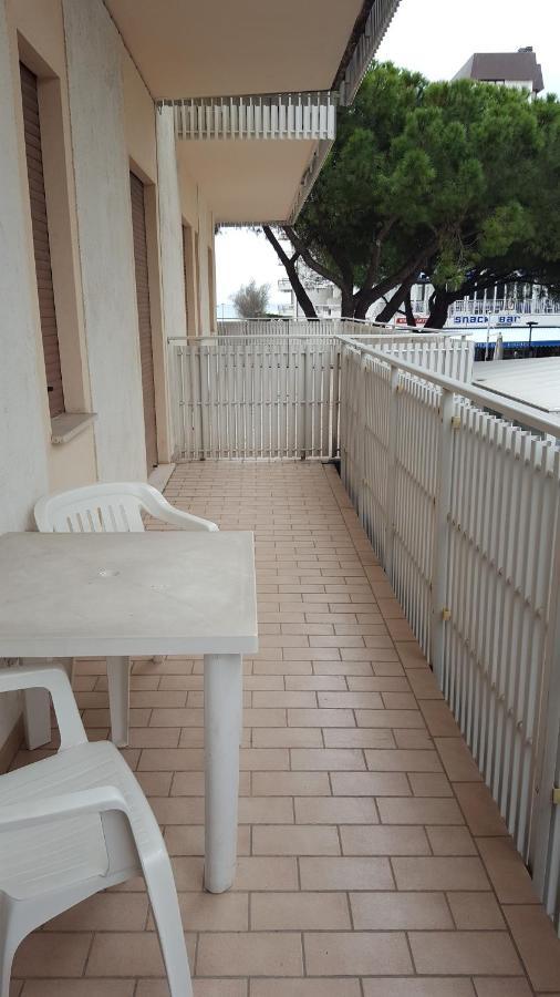 Residence Gallo - Walterigato Apartments Per Solo Famiglie Lido di Jesolo Kültér fotó