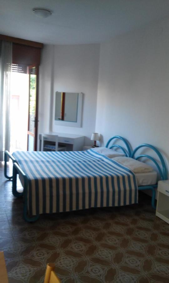 Residence Gallo - Walterigato Apartments Per Solo Famiglie Lido di Jesolo Kültér fotó